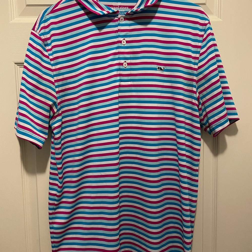 Vineyard Vines Mens shirt size medium